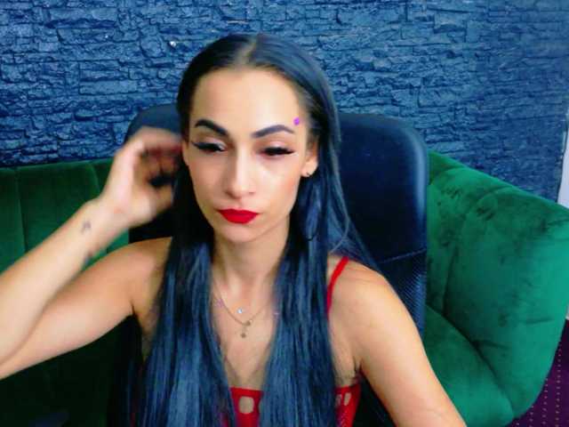 SierraFaye live cam on BongaCams