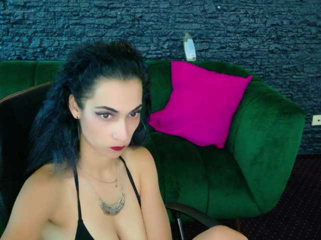 SierraFaye live webcam show