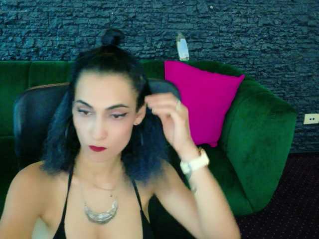 SierraFaye live webcam show