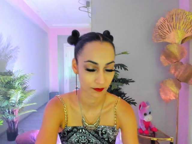 SierraFaye live webcam show