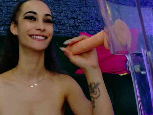 SierraFaye webcam
