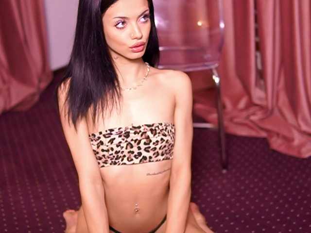NataliaDoll live cam on BongaCams