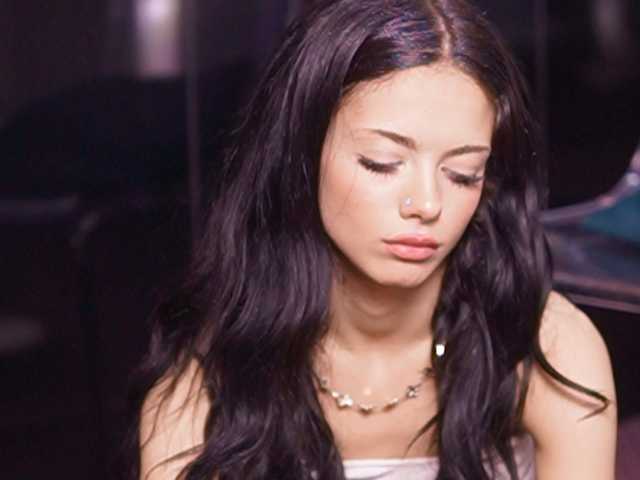 NataliaDoll live cam on BongaCams