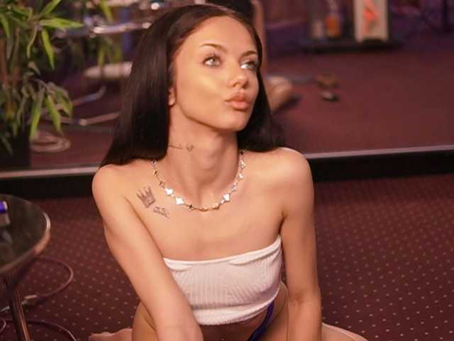 NataliaDoll live cam on BongaCams