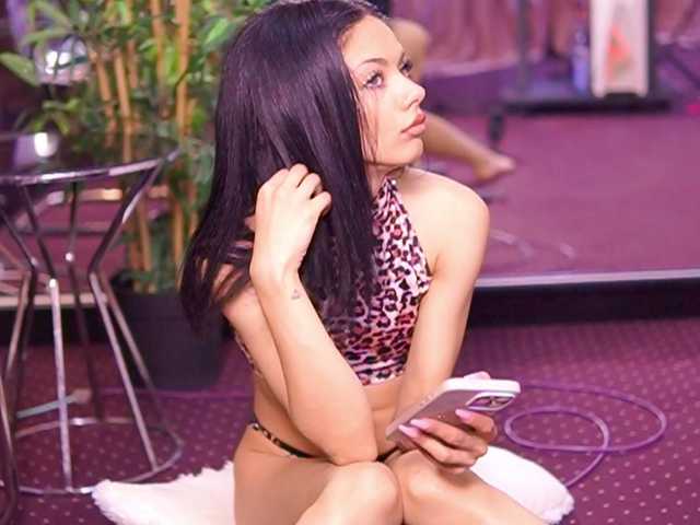 NataliaDoll live cam on BongaCams