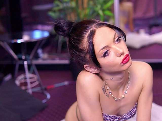 NataliaDoll live cam on BongaCams