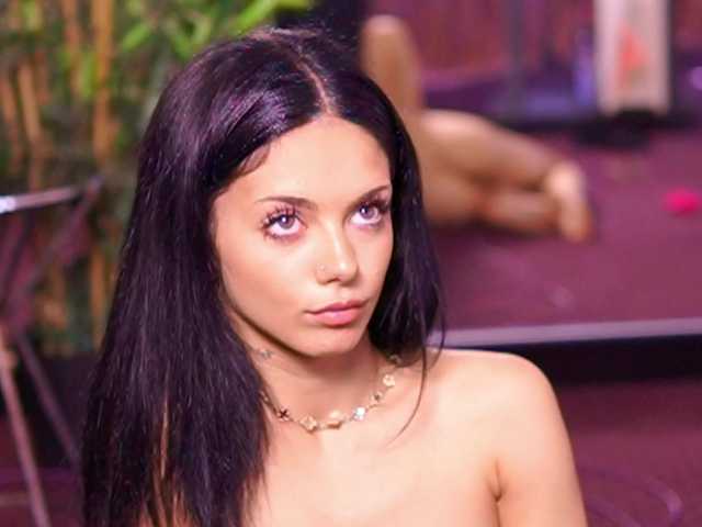 NataliaDoll live cam on BongaCams
