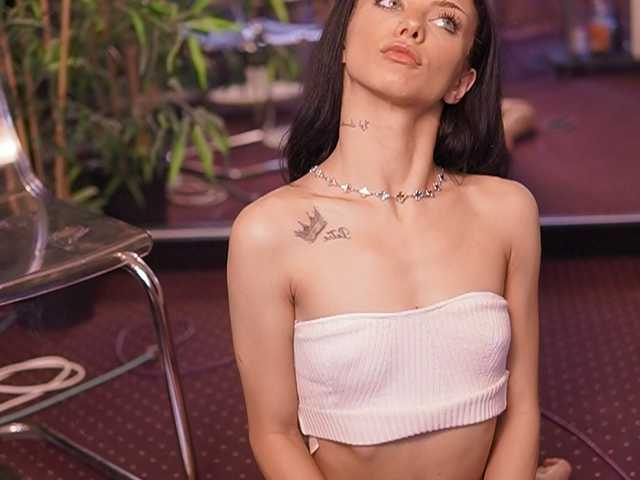NataliaDoll live cam on BongaCams