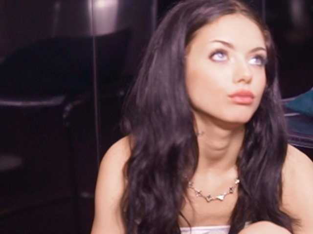 NataliaDoll live cam on BongaCams