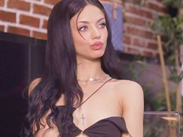 NataliaDoll live cam on BongaCams