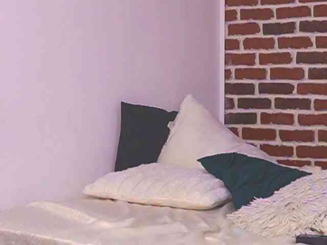 NataliaDoll webcam