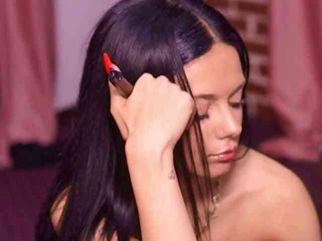 NataliaDoll webcam