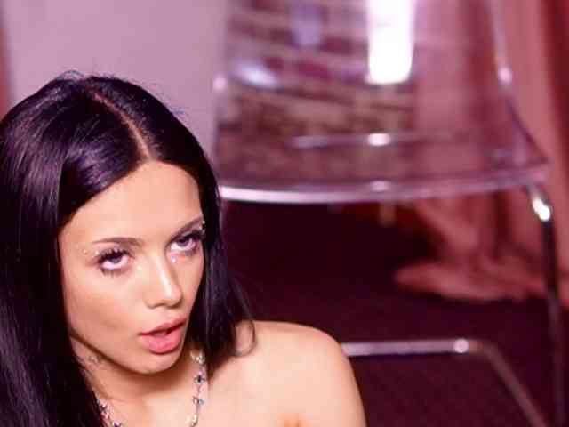 NataliaDoll webcam