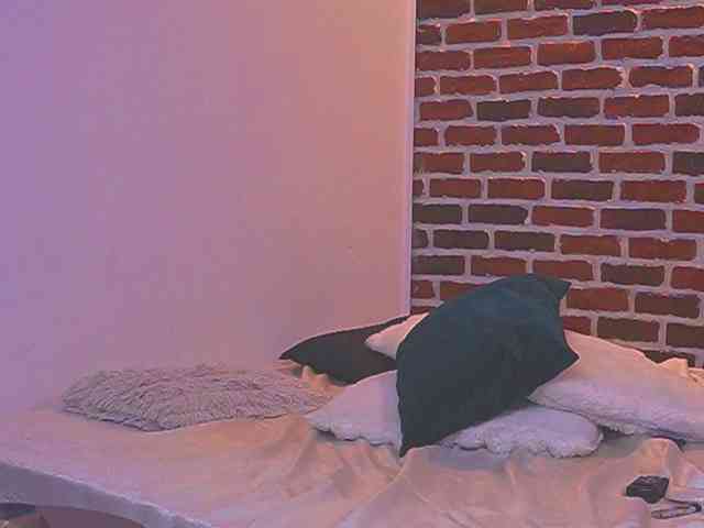 NataliaDoll webcam