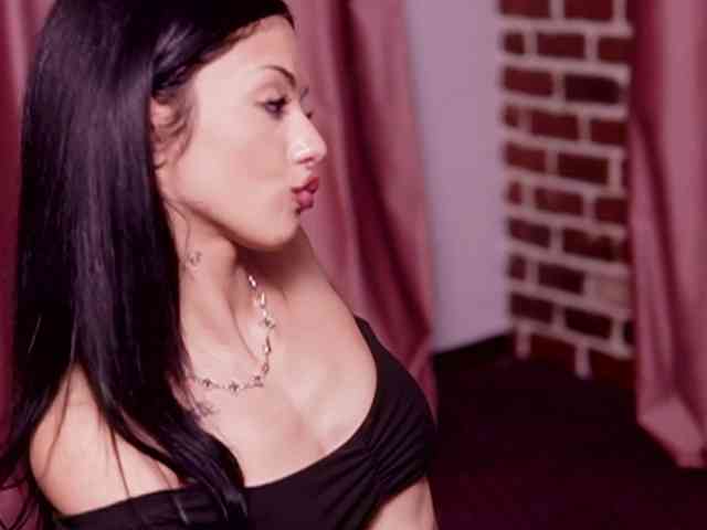 NataliaDoll webcam