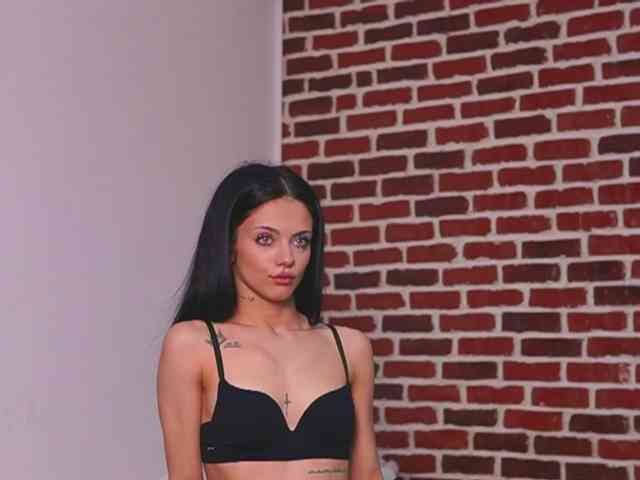 NataliaDoll webcam