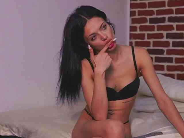 NataliaDoll webcam