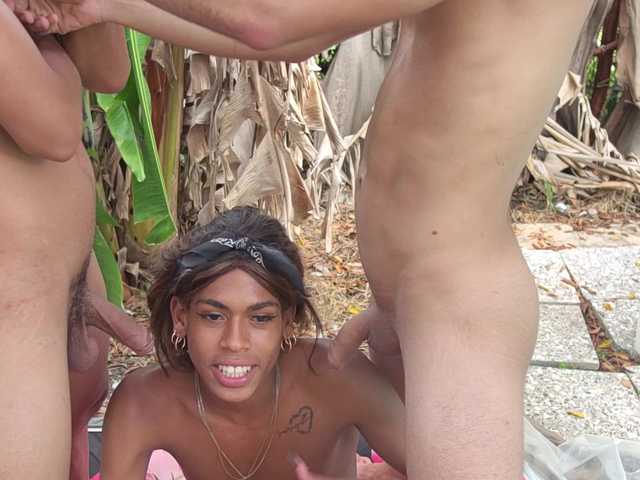 GayBoysOutside