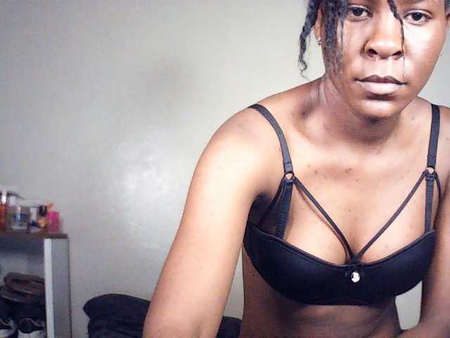 valentina-princesss live cam on BongaCams