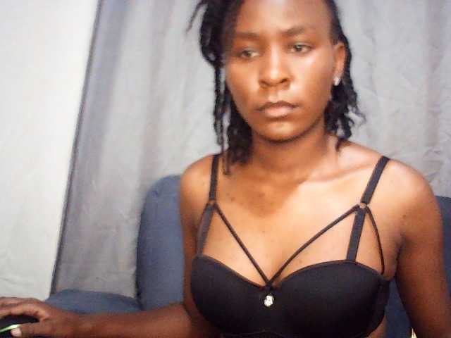 valentina-princesss live cam on BongaCams