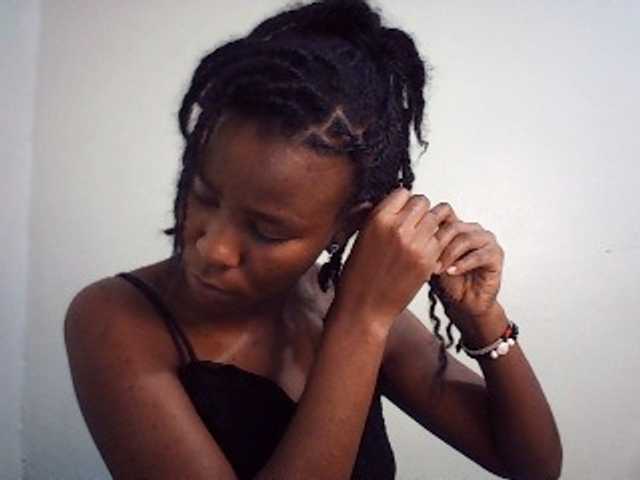 valentina-princesss live cam on BongaCams