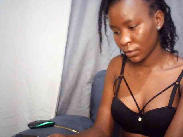 valentina-prince... Live Webcam on BongaCams