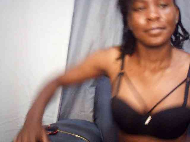 valentina-prince... Live Webcam on BongaCams