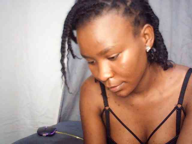 valentina-prince... Live Webcam on BongaCams