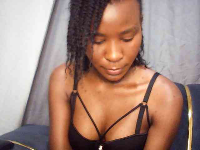 valentina-prince... Live Webcam on BongaCams