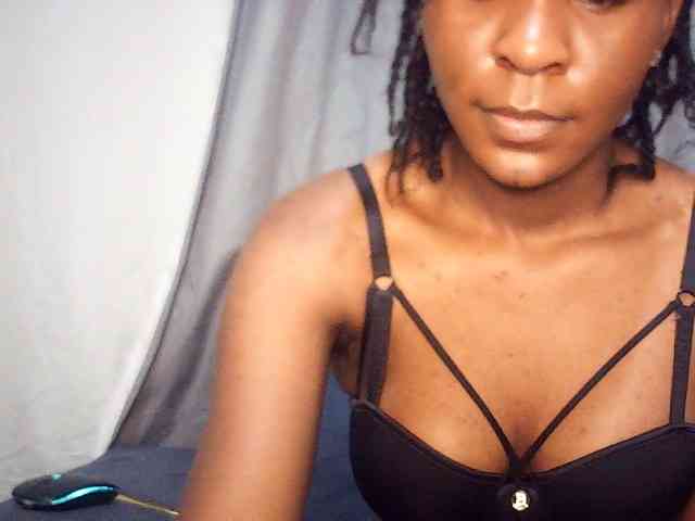valentina-prince... Live Webcam on BongaCams