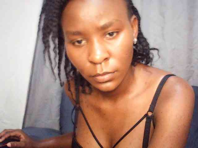 valentina-prince... Live Webcam on BongaCams