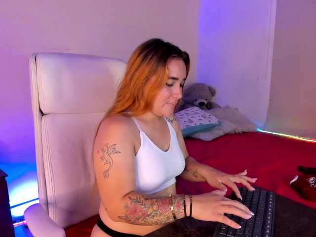 MandyBlazer live cam on BongaCams