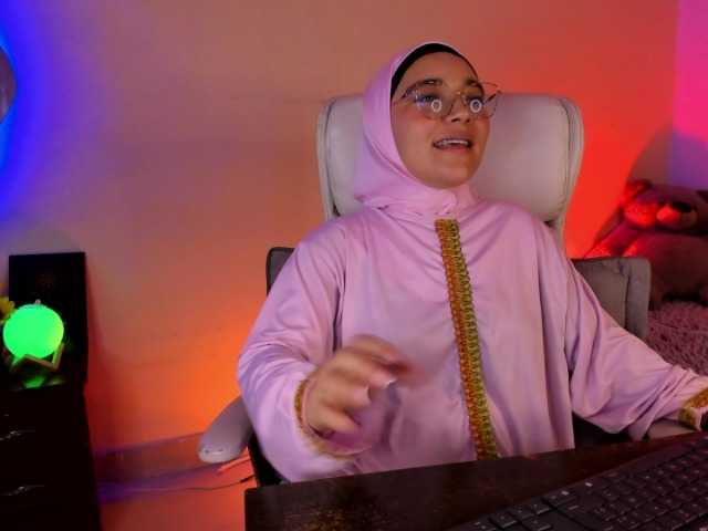 MandyBlazer live cam on BongaCams