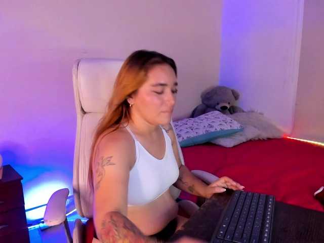 MandyBlazer live cam on BongaCams