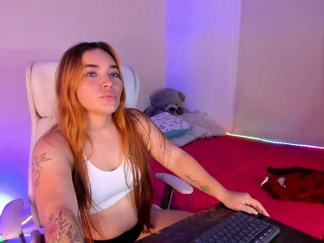 MandyBlazer Live Cam on BongaCams