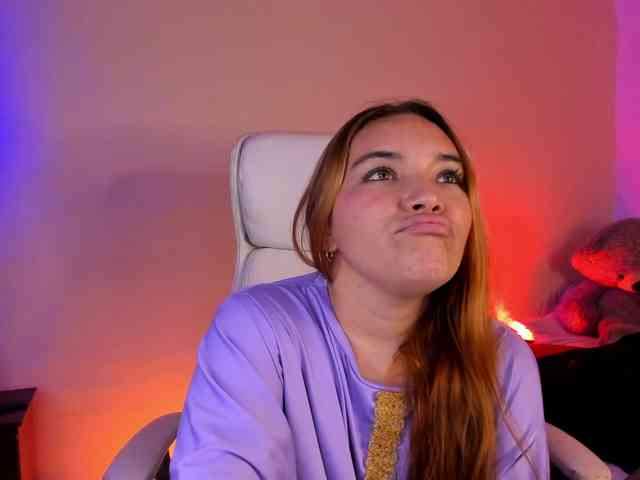 MandyBlazer webcam