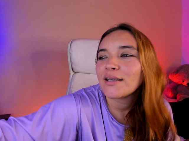 MandyBlazer webcam