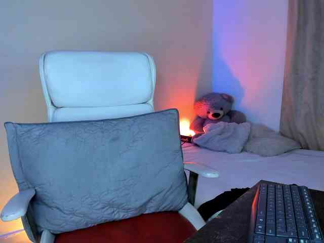 MandyBlazer Live Webcam on BongaCams