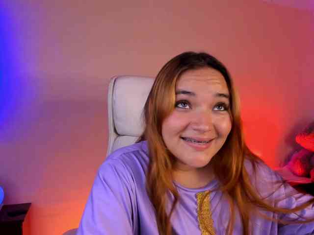 MandyBlazer webcam