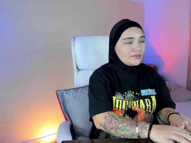 MandyBlazer Live Webcam on BongaCams