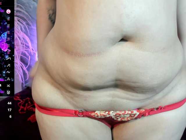 tiny-velvet live cam on BongaCams