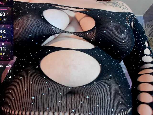 tiny-velvet live webcam show