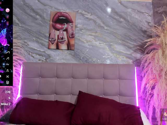 tiny-velvet live cam on BongaCams