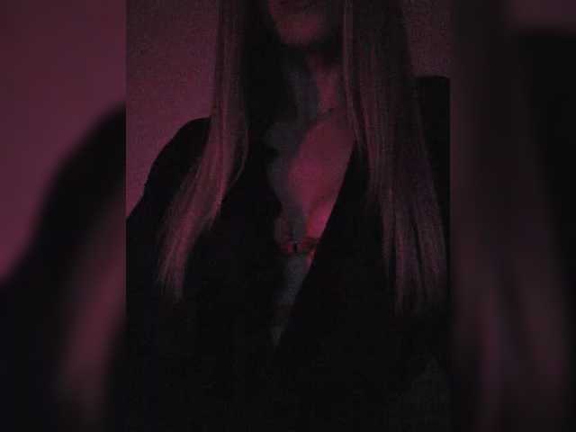 Blondmuse live cam on BongaCams