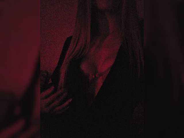 Blondmuse live cam on BongaCams