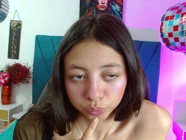 Bonny-wish live cam on BongaCams
