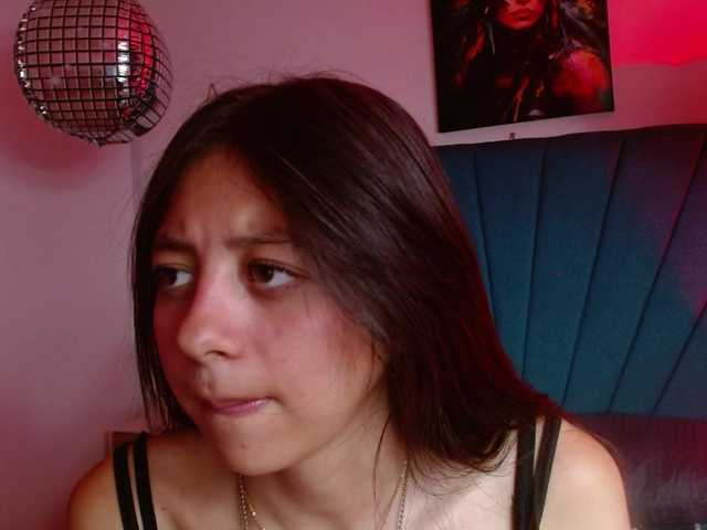 Bonny-wish live cam on BongaCams
