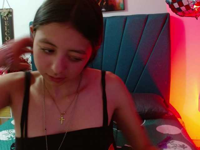 Bonny-wish live cam on BongaCams