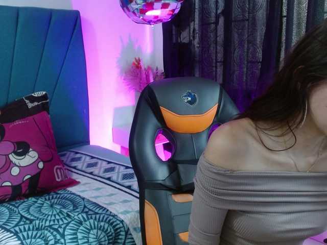 Bonny-wish live cam on BongaCams