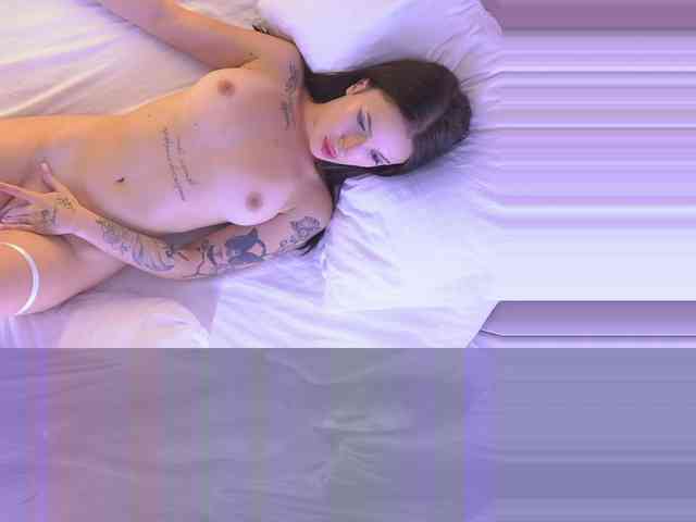 EvaBailey webcam